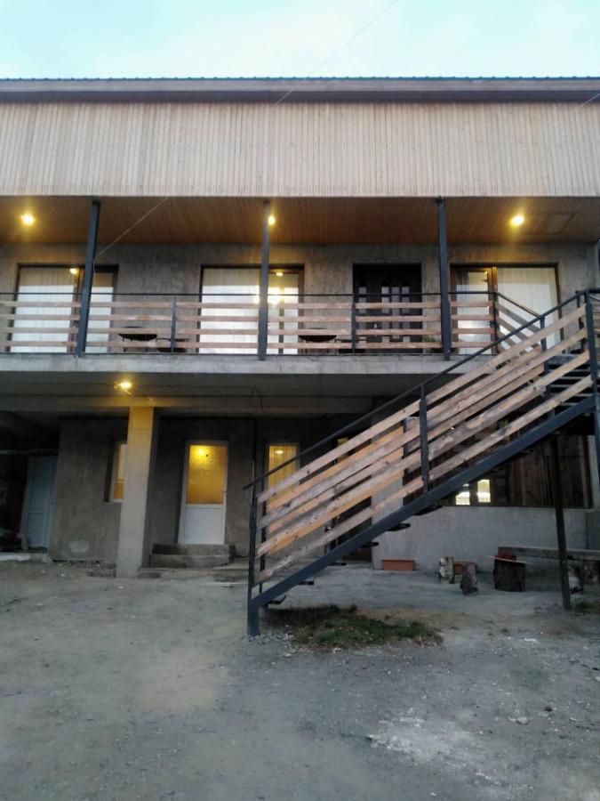 Guesthouse Relax In Kazbegi Ngoại thất bức ảnh
