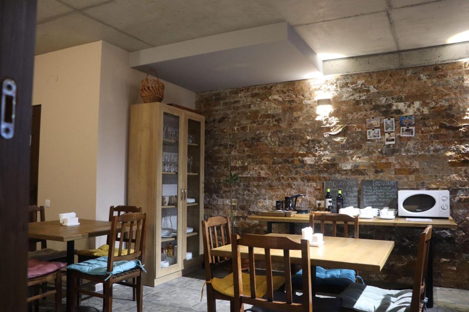 Guesthouse Relax In Kazbegi Ngoại thất bức ảnh
